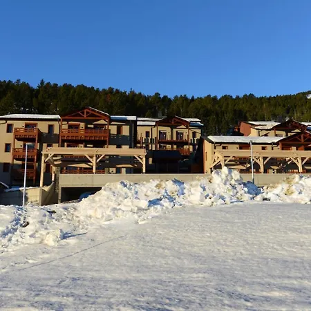 Casa de Férias Chalets De L'isard Les Angles 3p8 Cabin Les Angles (Pyrenees-Orientales)