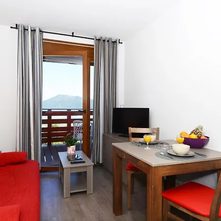 Chalets De L'isard Les Angles 3p8 Cabin Casa de Férias